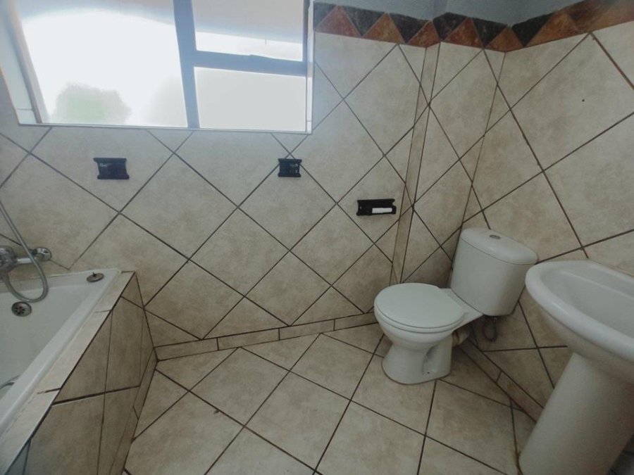 2 Bedroom Property for Sale in Potchefstroom Rural North West